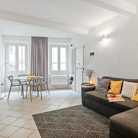 Guesthost - Mercato Modern Flat *